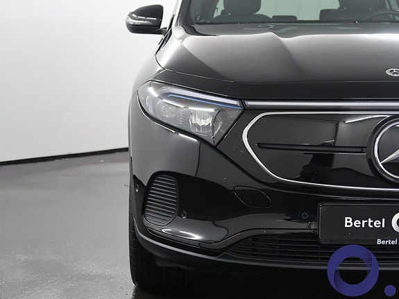 Mercedes-Benz EQA300 4 of 30