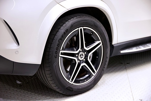 Mercedes-Benz GLE350 de 9 of 25
