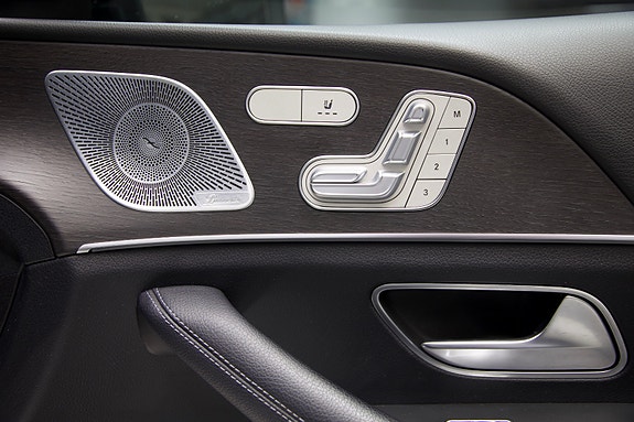 Mercedes-Benz GLE350 de 18 of 25