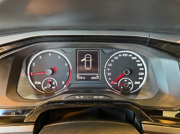 Volkswagen Polo 17 of 30