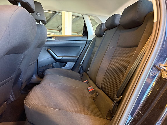 Volkswagen Polo 11 of 30