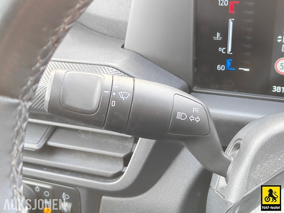 Ford Transit Custom 22 of 30