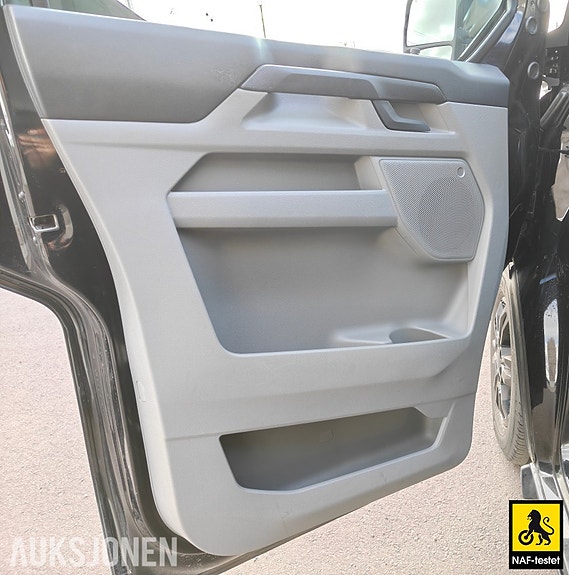 Ford Transit Custom 7 of 30