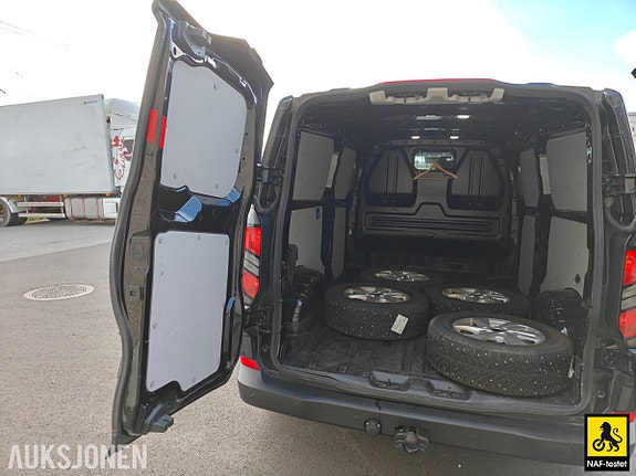 Ford Transit Custom 30 of 30