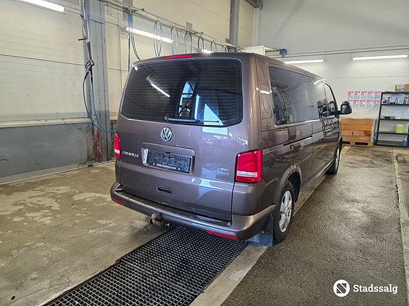 Volkswagen Caravelle 3 of 10