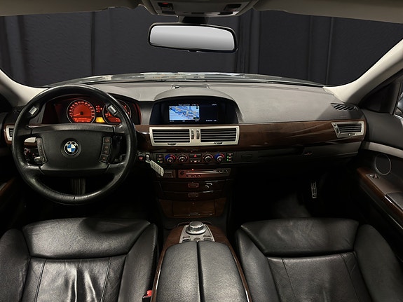 BMW 730d 16 of 26