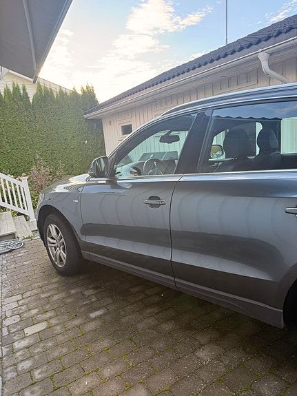 Audi Q5 3 of 17