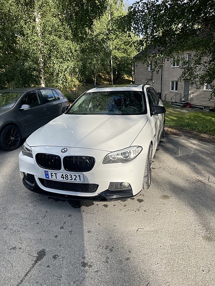 BMW 520d 2 of 8