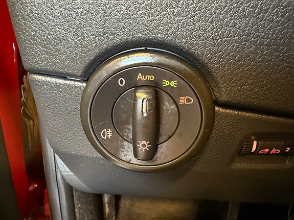 Volkswagen Caravelle 12 of 30