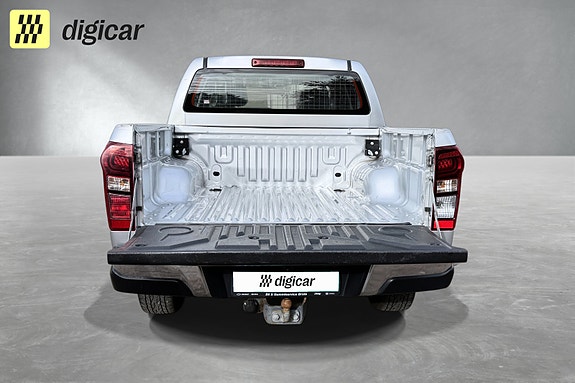 Isuzu D-max 4 of 27