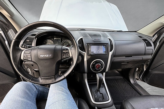 Isuzu D-max 7 of 27