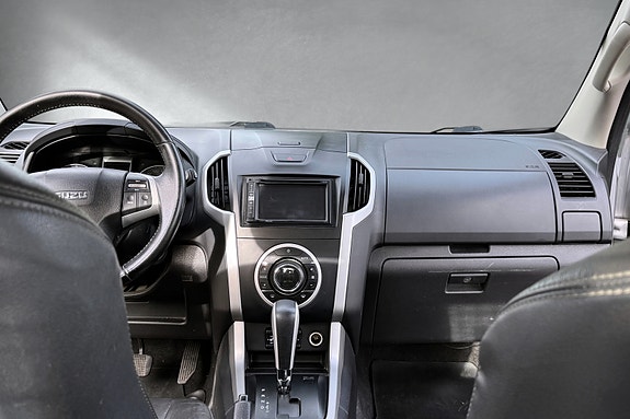 Isuzu D-max 9 of 27