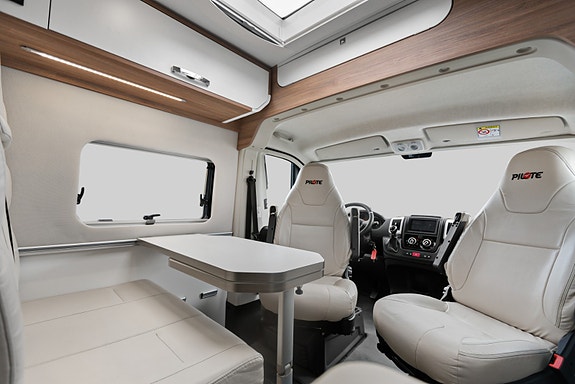 Pilote V600S | 9-trinn automat | Solcelle | krok | 2 Dobbeltsenger | 2 of 30