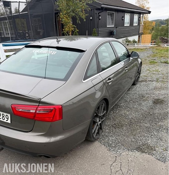Audi A6 4 of 30