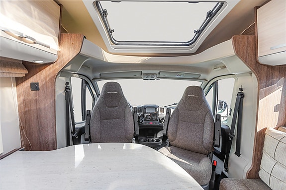 Bürstner Nordic Edition BT6603 | Uten senkeseng | Krok | Solceller | 669cm | 4 of 30