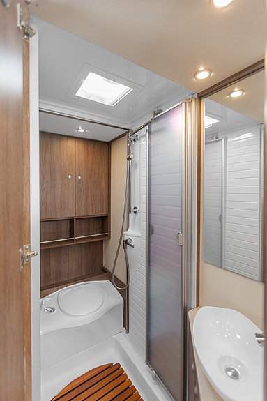Bürstner Nordic Edition BT6603 | Uten senkeseng | Krok | Solceller | 669cm | 11 of 30
