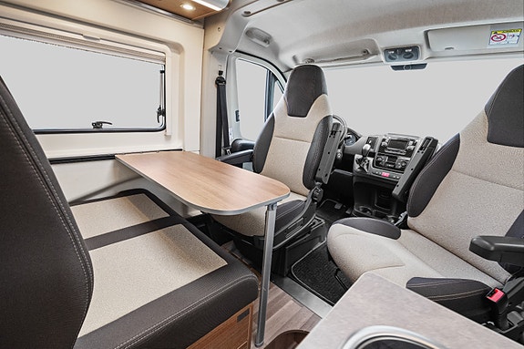 Westfalia AMUNDSEN | Automat | Truma | Solceller | Litium | 2 of 30