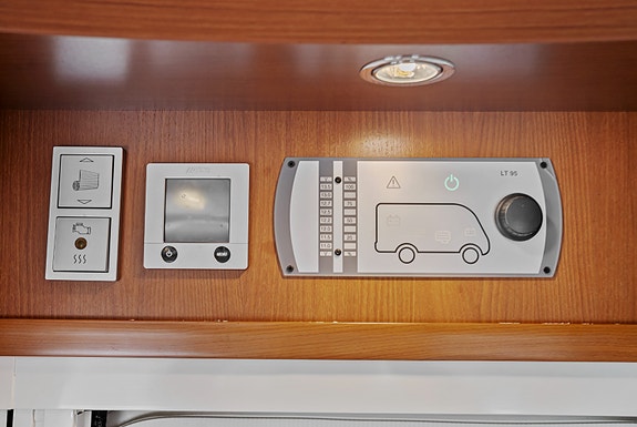 Hymer MOBIL B 554 | Alde | Solceller | Stekeovn | 8 of 30