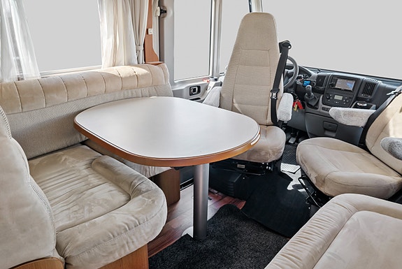 Hymer MOBIL B 554 | Alde | Solceller | Stekeovn | 4 of 30