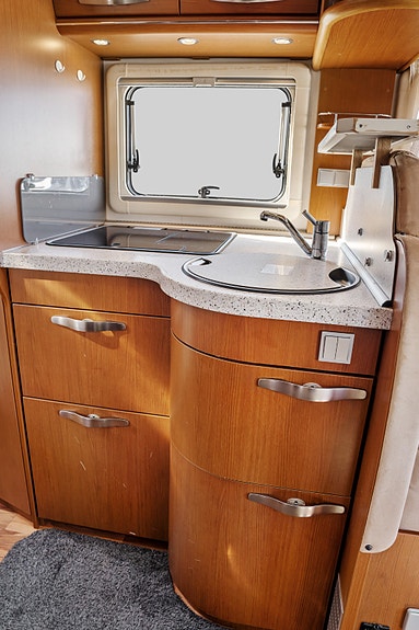 Hymer MOBIL B 554 | Alde | Solceller | Stekeovn | 11 of 30