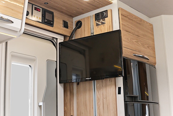 Pilote G740GJ Emotion | Alde | Solceller | Litium | Inverter | DC/DC | 7 of 30