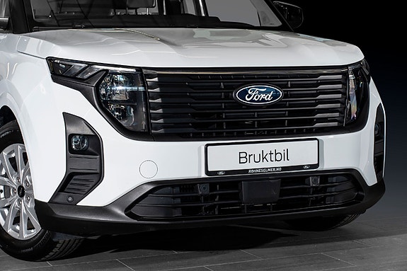Ford Transit Courier 4 of 25