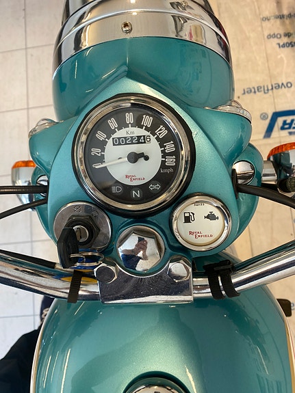 Royal Enfield Bullet 500 3 of 3