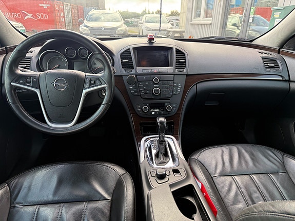 Opel Insignia 12 of 15