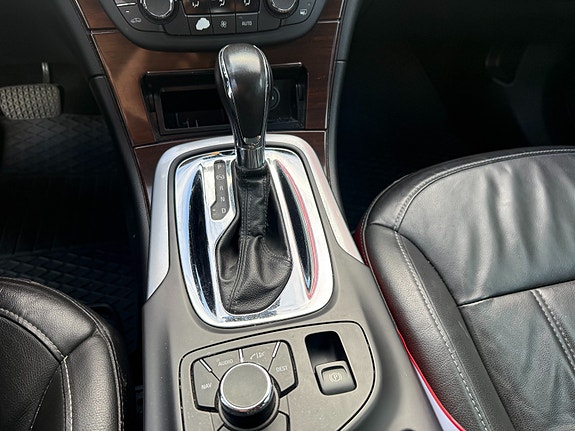 Opel Insignia 8 of 15