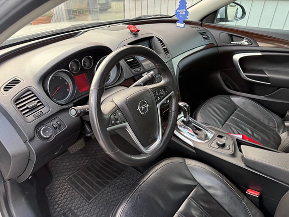 Opel Insignia 10 of 15