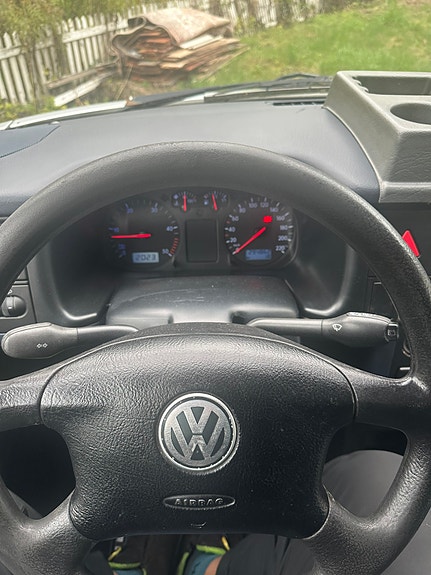 Volkswagen Caravelle 2 of 30