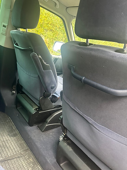 Volkswagen Caravelle 26 of 30