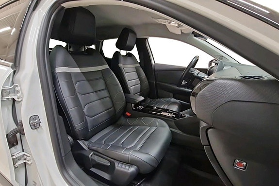 Citroen E-C4 12 of 27