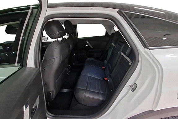 Citroen E-C4 13 of 27