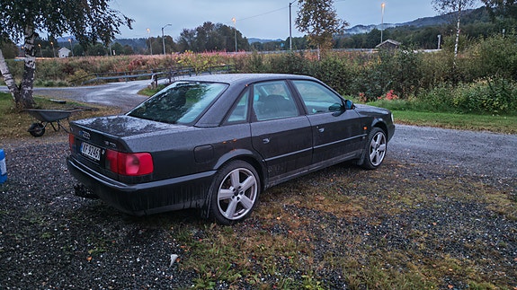 Audi A6 5 of 14