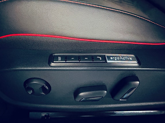 Volkswagen ID.4 GTX 12 of 22