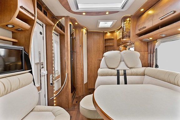 Carthago CHIC C-LINE I 4.9 | Solcelle | 3L motor | Automat | Stekeovn | 5 of 30
