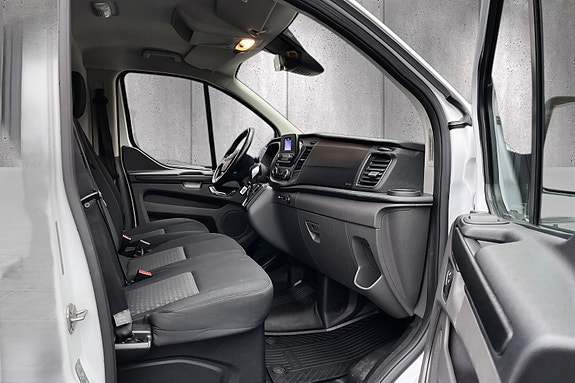 Ford Transit Custom 19 of 20