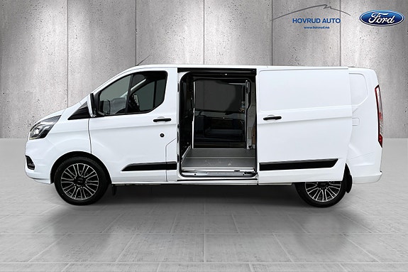 Ford Transit Custom 13 of 20