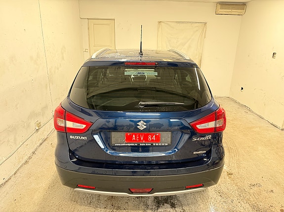 Suzuki SX4 S-Cross 10 of 28