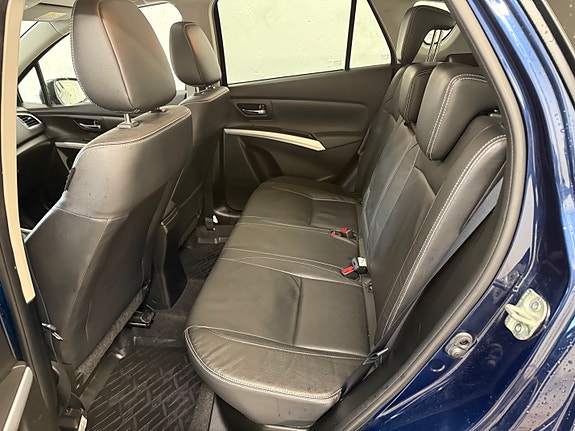 Suzuki SX4 S-Cross 24 of 28
