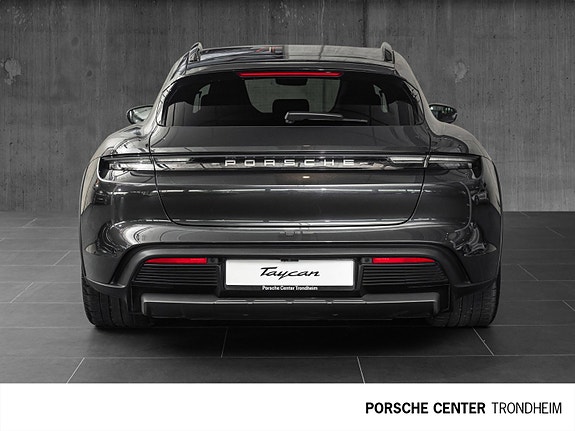 Porsche Taycan 4 6 of 30
