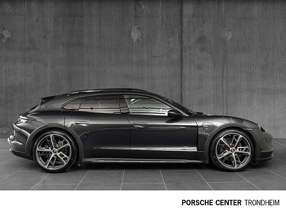 Porsche Taycan 4 8 of 30