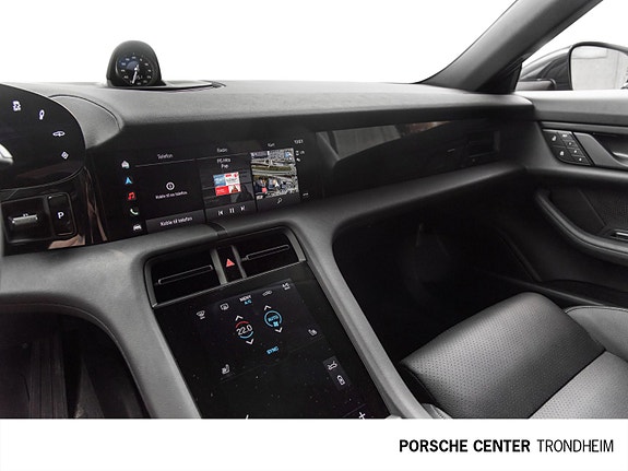 Porsche Taycan 4 13 of 30