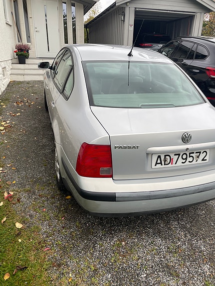 Volkswagen Passat 8 of 8