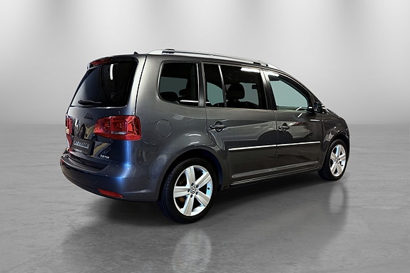 Volkswagen Touran 5 of 30