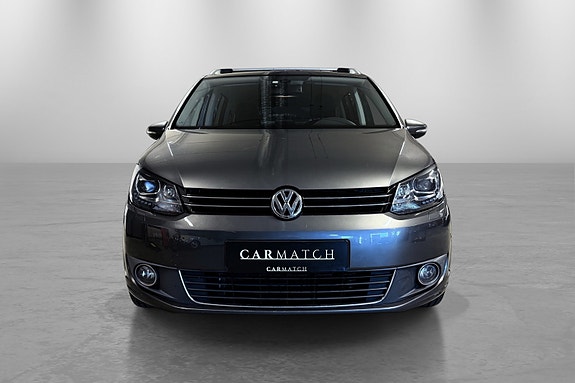 Volkswagen Touran 2 of 30