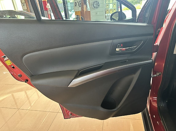 Suzuki SX4 S-Cross 22 of 30