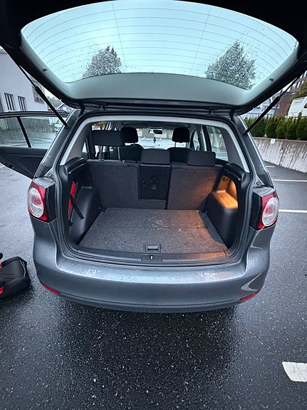 Volkswagen Golf Plus 5 of 9