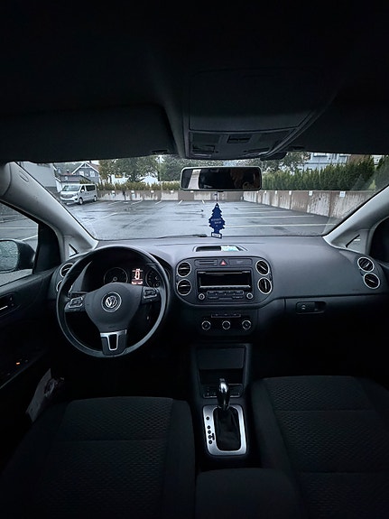 Volkswagen Golf Plus 6 of 9